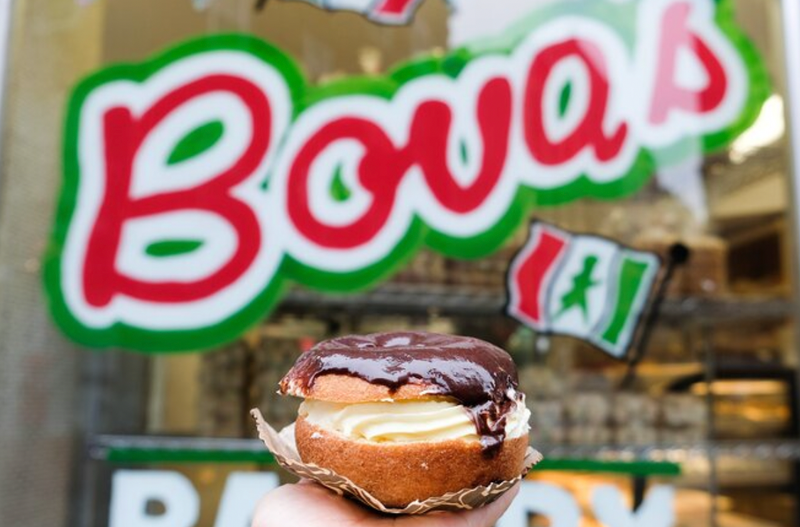 donut-in-front-of-bovas