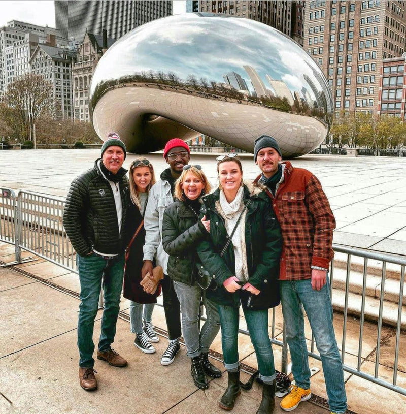 downtown-chicago-highlights-attractions-walking-tour-group-photo.jpg