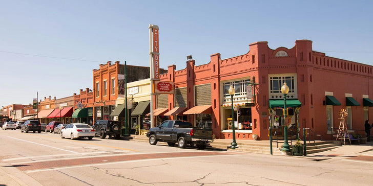 Downtown Grapevine Family Mystery Picnic