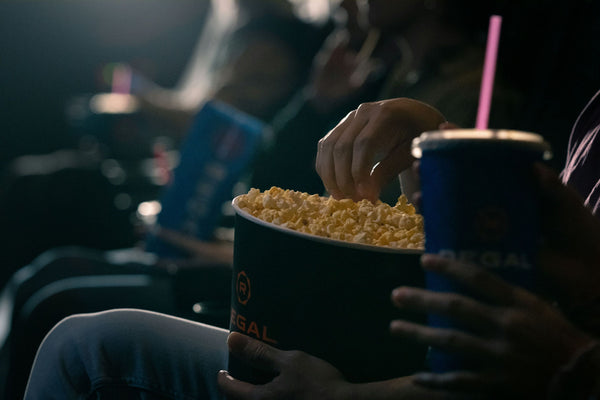 eating-popcorn-at-movies