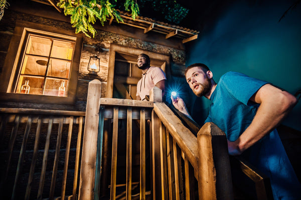 Three players on a mission to uncover escape room clues