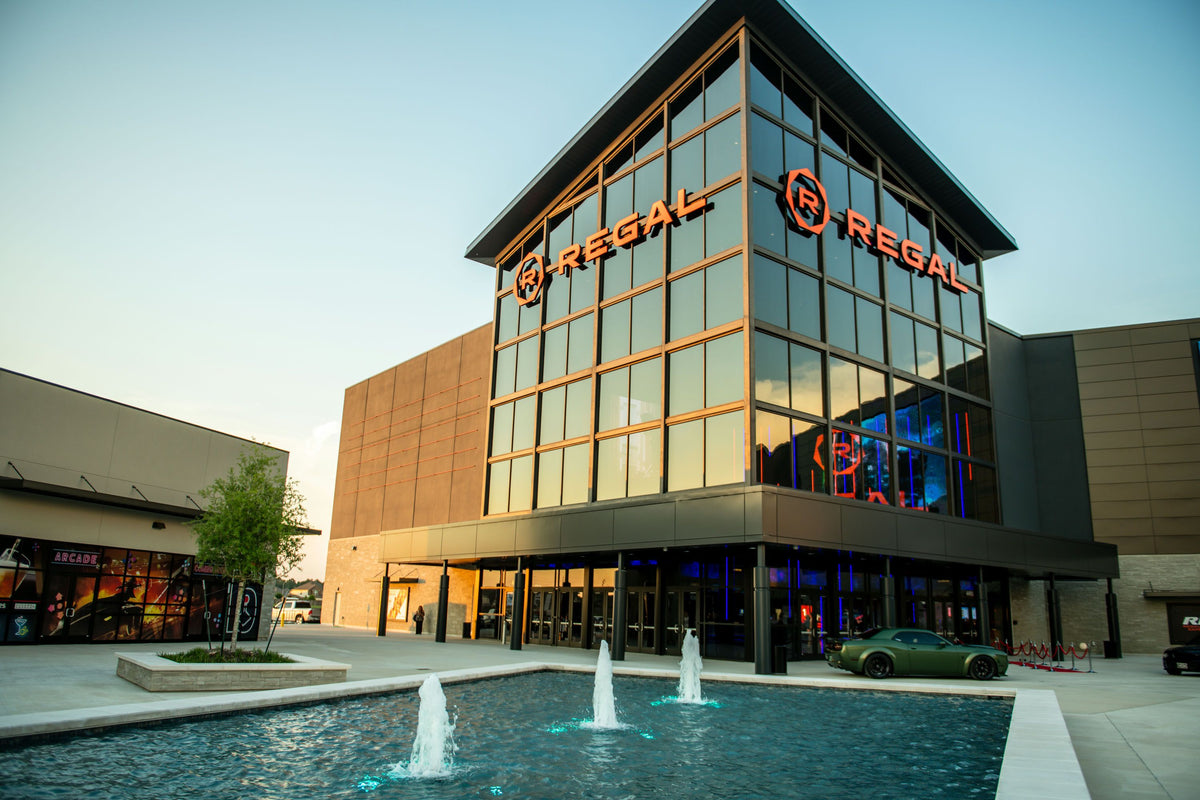 exterior_benderslandinggrandopening_202-jpg