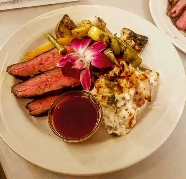 fancy-dinner-plate