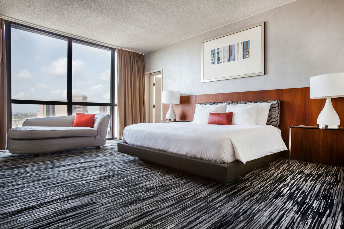 fancy-hotel-room