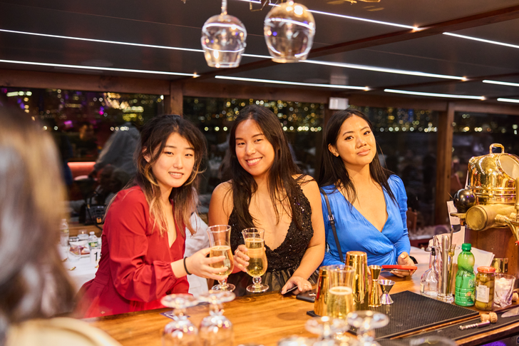 NYC VIP Gourmet 6-Course Dinner Cruise with Cocktails & Live Music