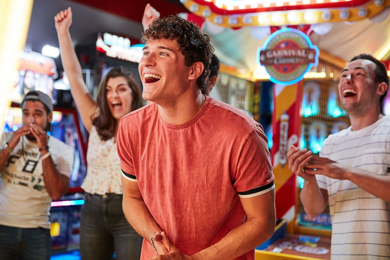 gamers_at_the_arcade