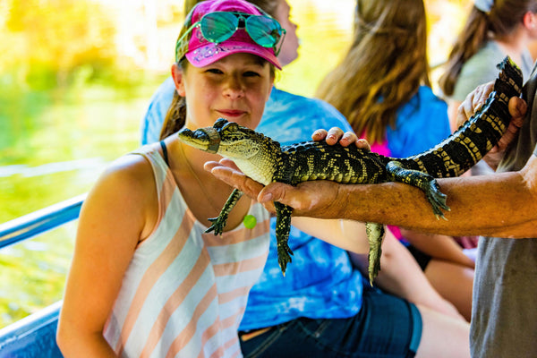 girl-with-gator