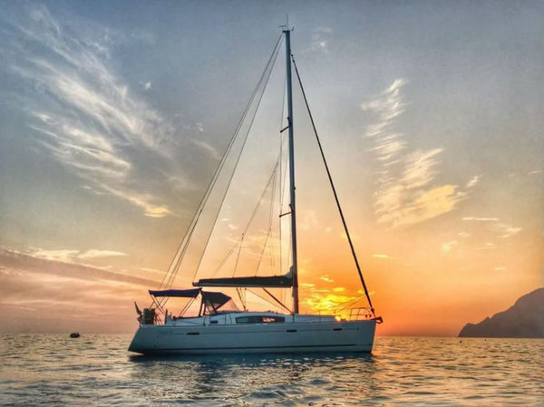 Go Sailing NYC Sunset.jpeg