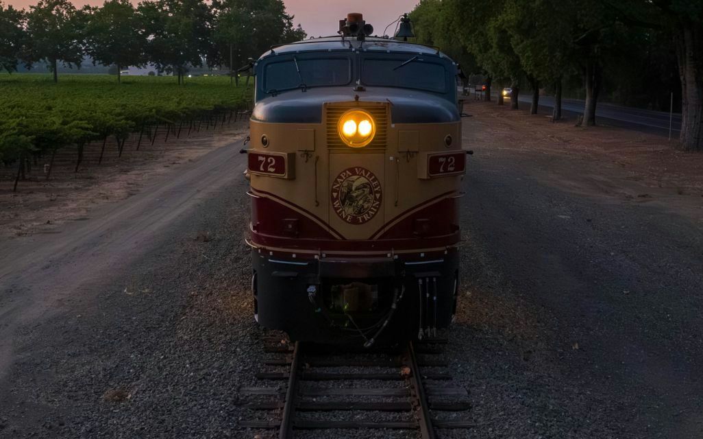 gourmet-express-dinner-weekday-train-jpg