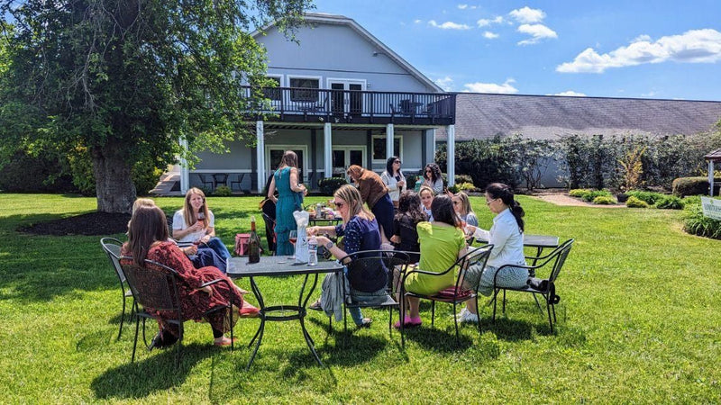 group-stop-sitting-at-table-for-tasting