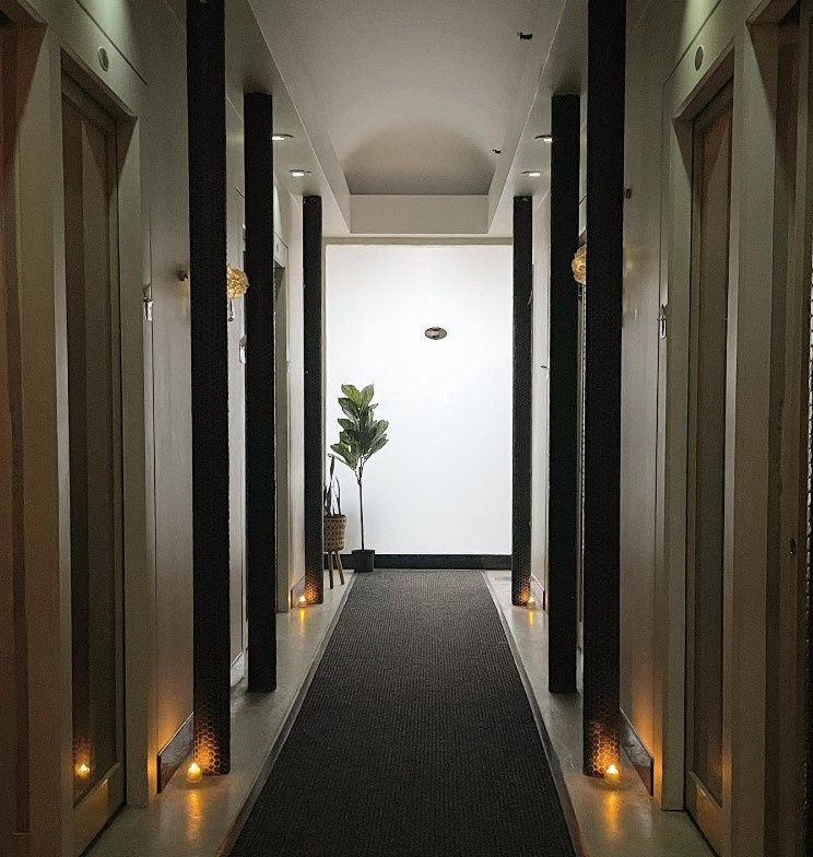 hallway-of-spa-jpg