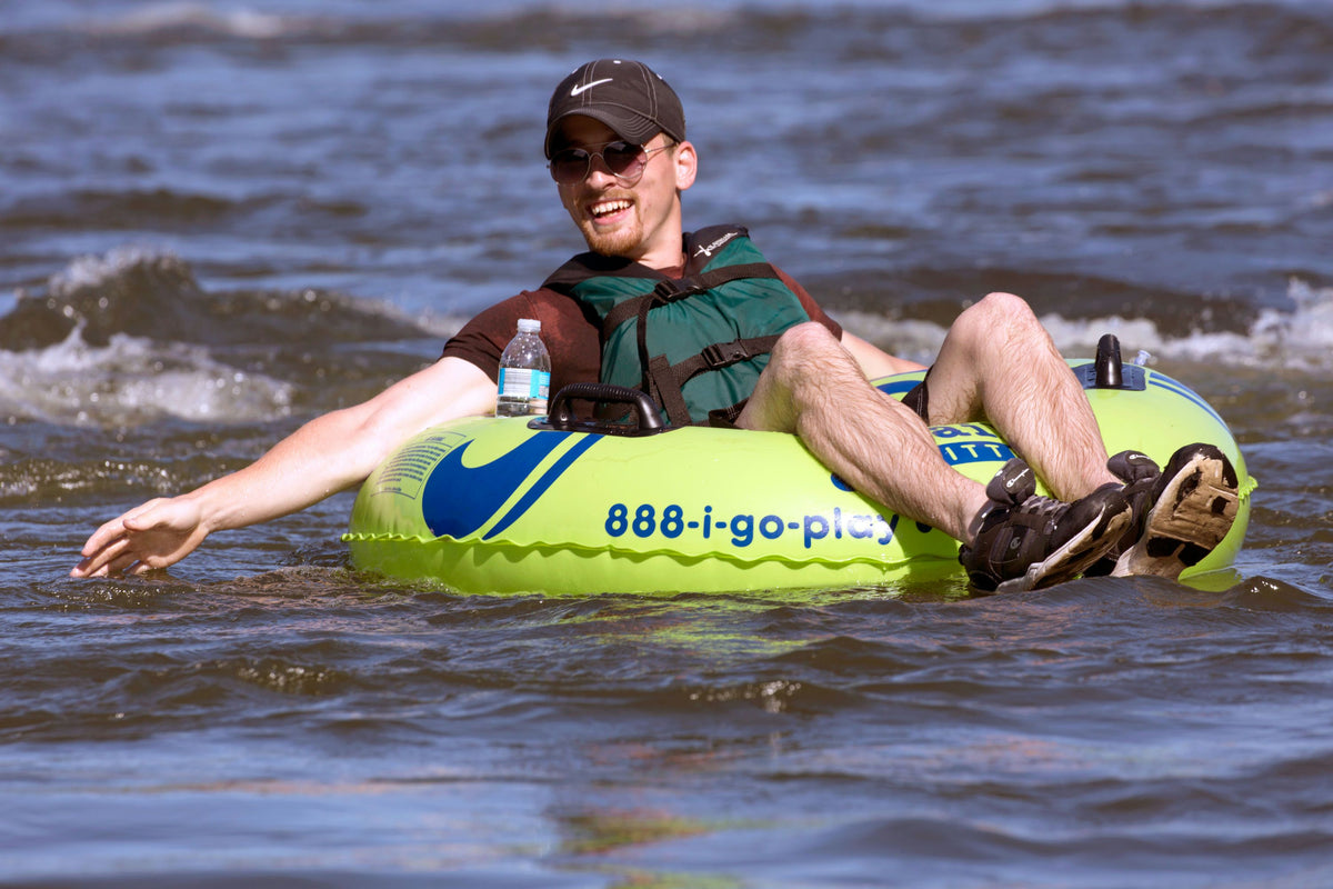 happy-guy-tubing