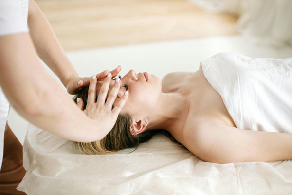 head massage on table
