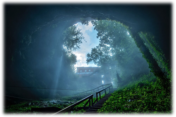 hidden-river-cave-entrance-photo-by-matt-mcclintock-png