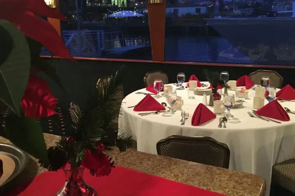 holiday-cruise-table