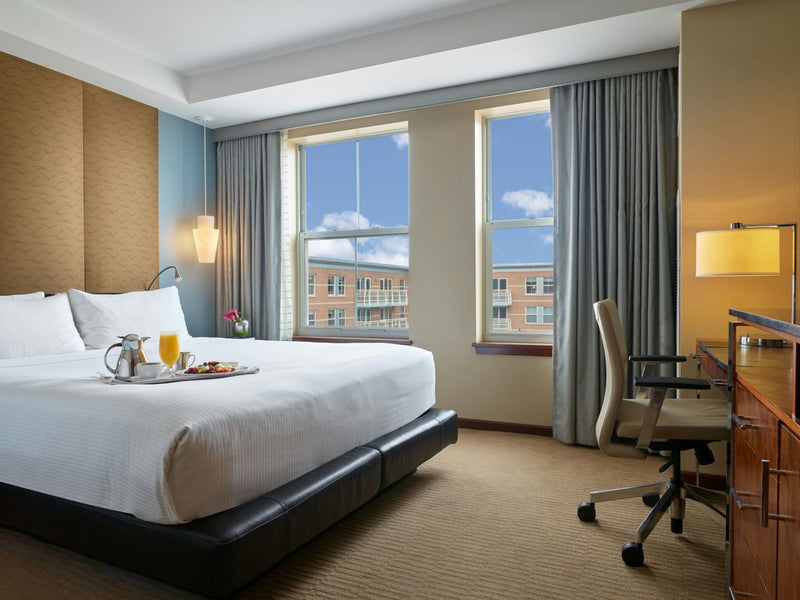 hotel-room-with-breakfast