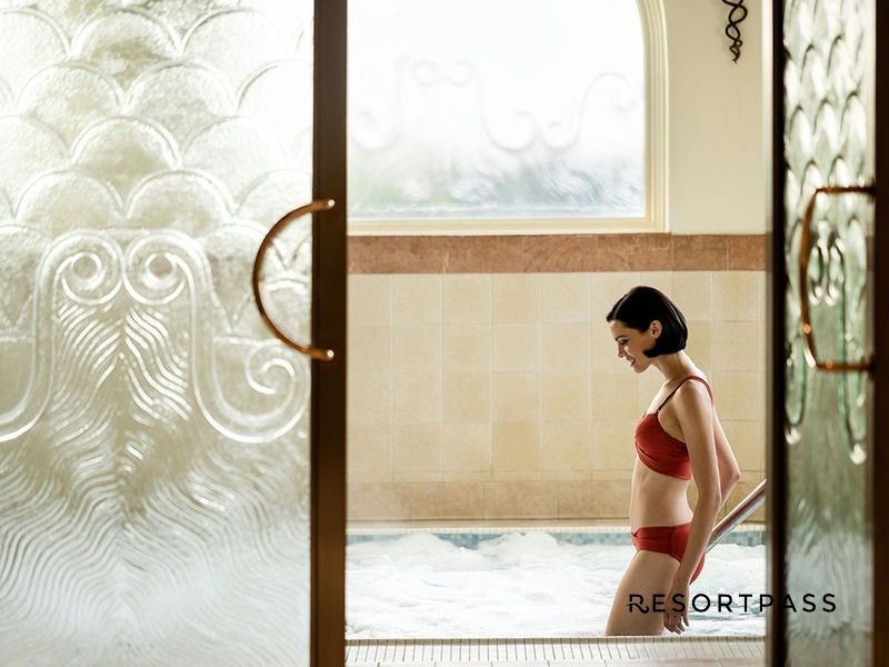 hyatt-regency-huntington-beach-therapeutic-massage-spa-pass-spa-entrance-glass-doors-logo.jpg