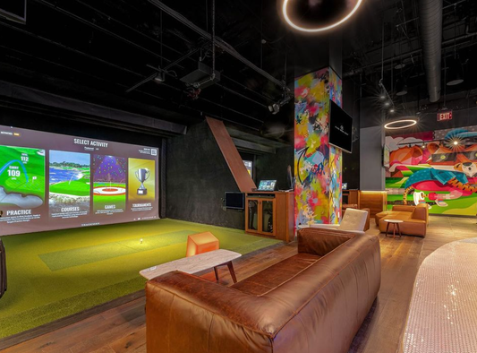 indoor golfing couch area