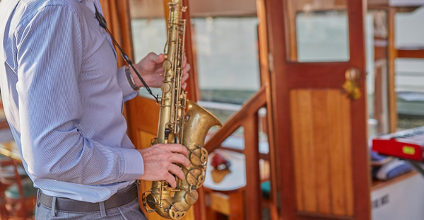 jazz-player-on-boat-png