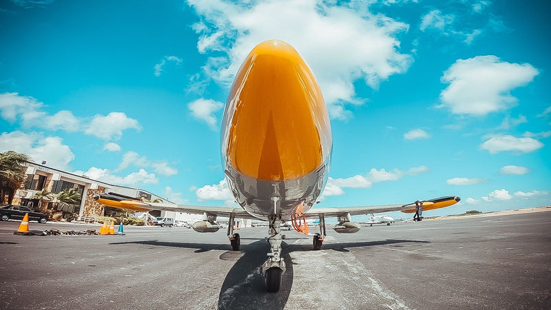 landing-fighter-jet-front-view