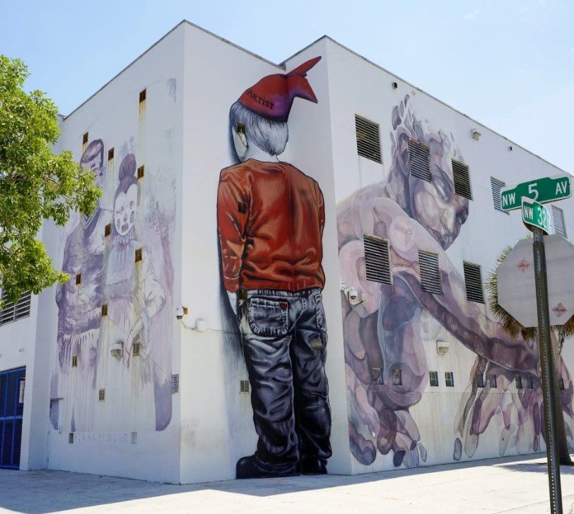 large-street-art-on-side-of-wall