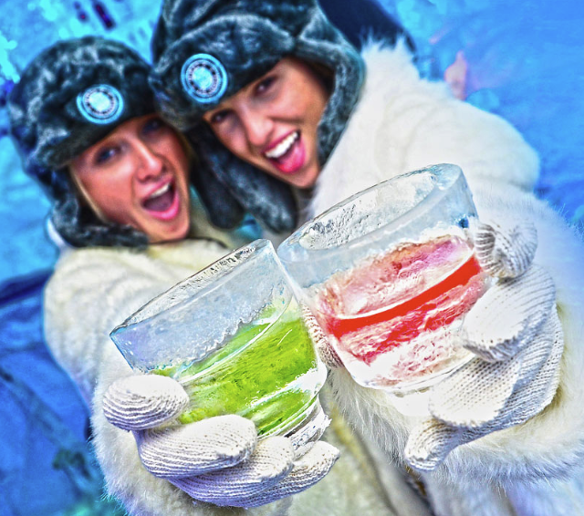 linq-icebar-las-vegas-cheers-ice-glasses.png