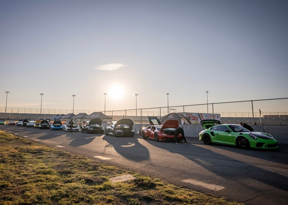 long-lineup-of-super-cars
