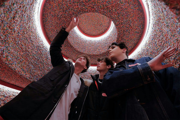 looking-at-installation