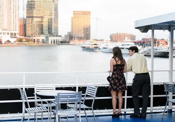Lunch Cruise Couple