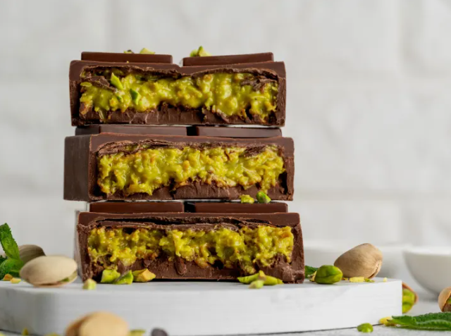 Making Chocolate bars 295.png