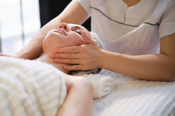 massaging jaw