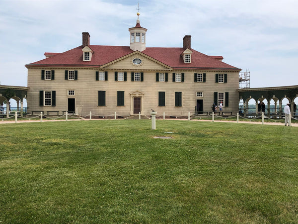 mount-vernon-house-with-people-jpeg