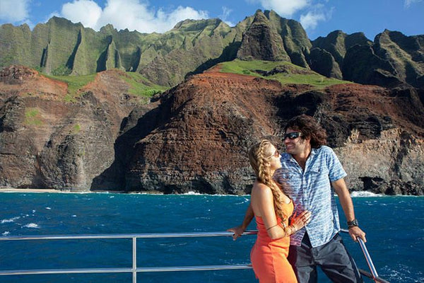 napali-sunset.couple.jpg