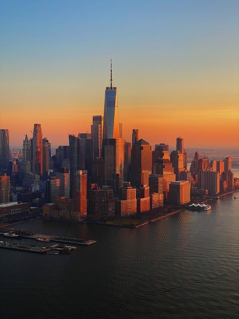 new-york-skyline-at-dusk