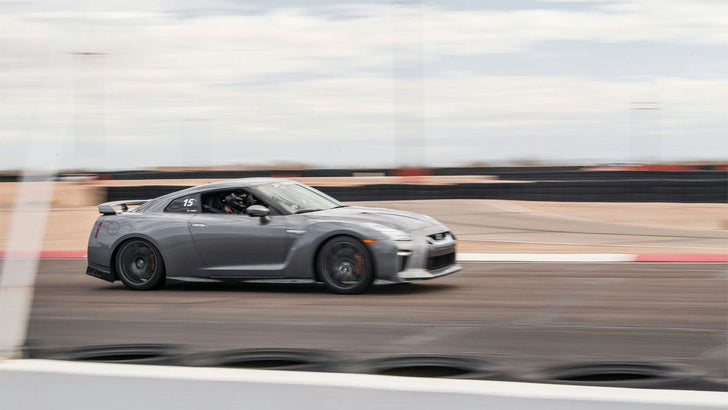 Race a Nissan GT-R Premium - Pineview Run