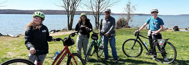 old-town-alexandria-bike-rentals-group-riverside.jpg