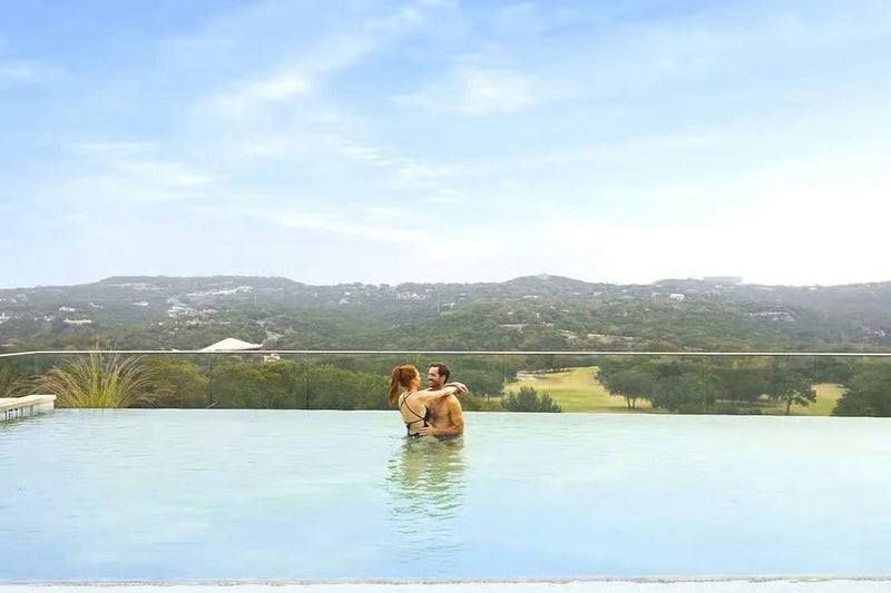 omnibartoncreek_pool2.jpeg