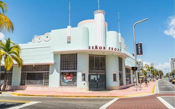 art deco street in miami