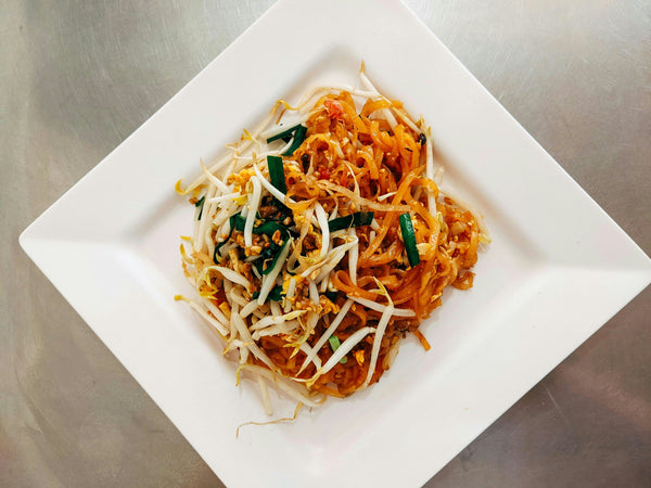 pad thai on table