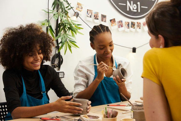 painting pottery