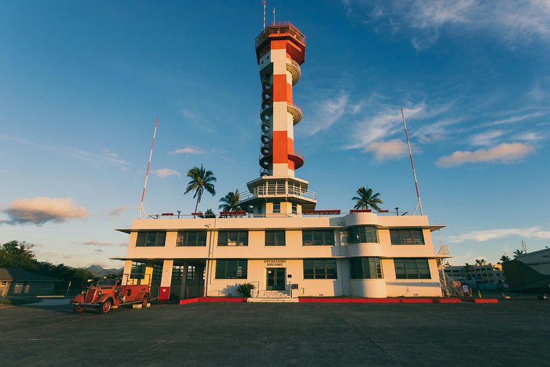 pearl-harbor-aviation-museum-general-admission-honolulu-aircraft-exterior.jpg