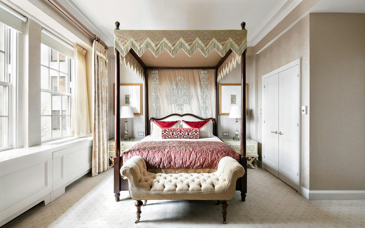 pierre-room-jpg