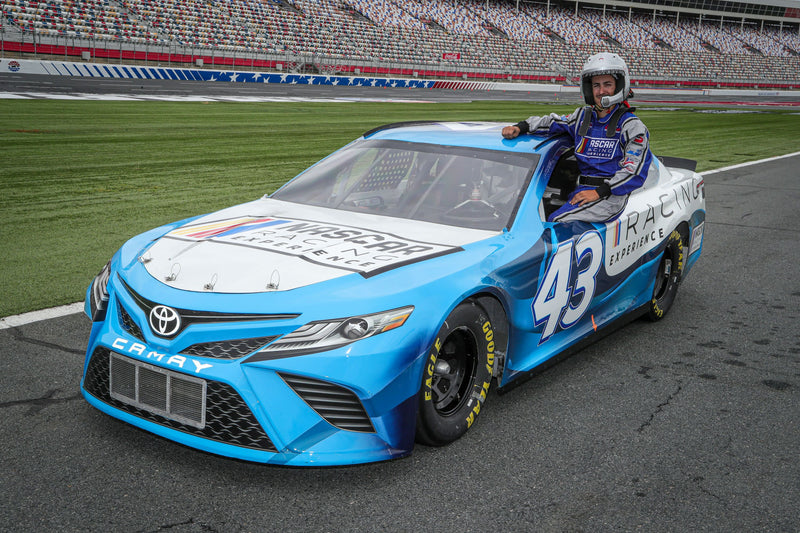 pitrowpose_racingpride