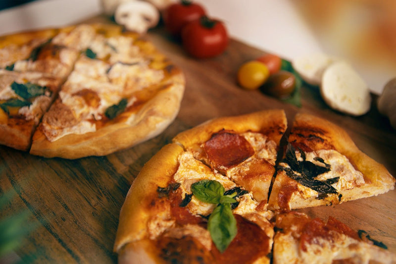pizza-on-plate