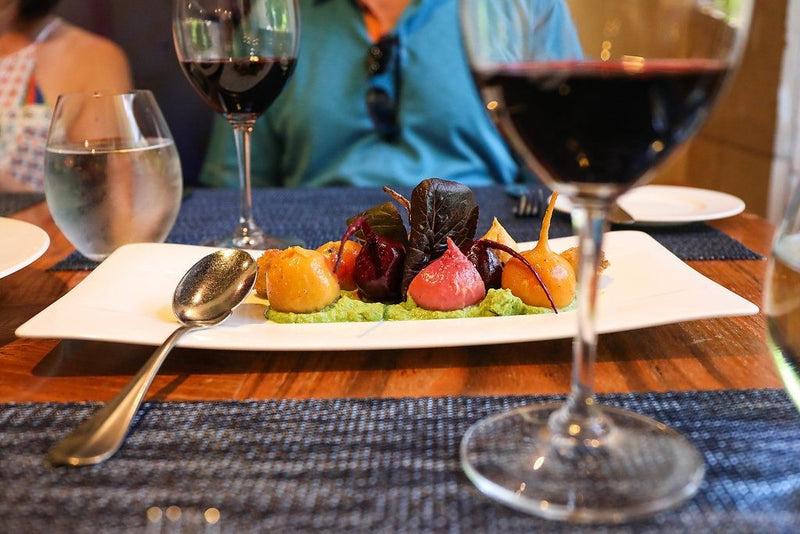 plate-of-food-with-two-wine-glasses