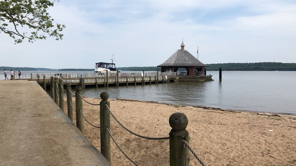 pontiac-river-boat-and-dock-jpeg
