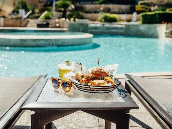 poolside-snacks