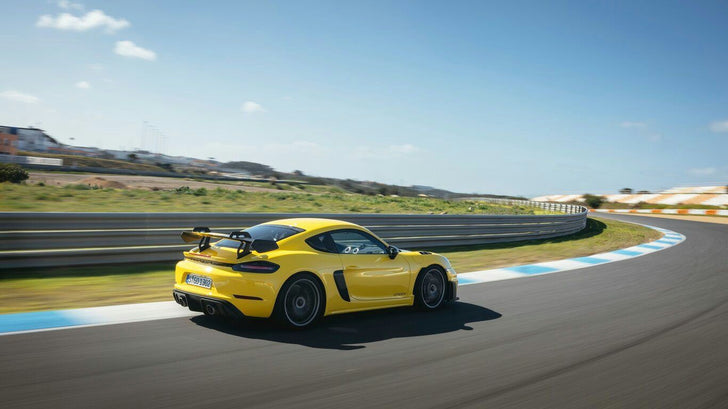 Race a Porsche 718 Cayman GT4 RS - Hallett Motor Racing Circuit (near Tulsa)
