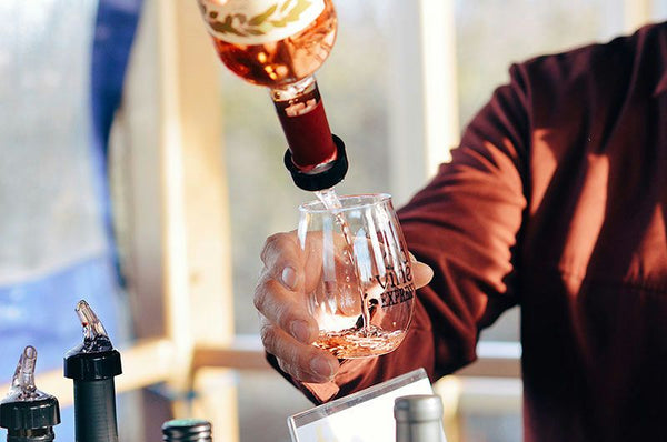 pouring-rose