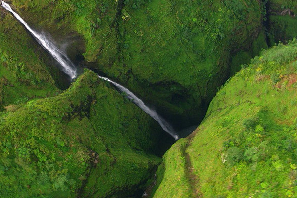 rainbowhelicopters_fallslong-jpg